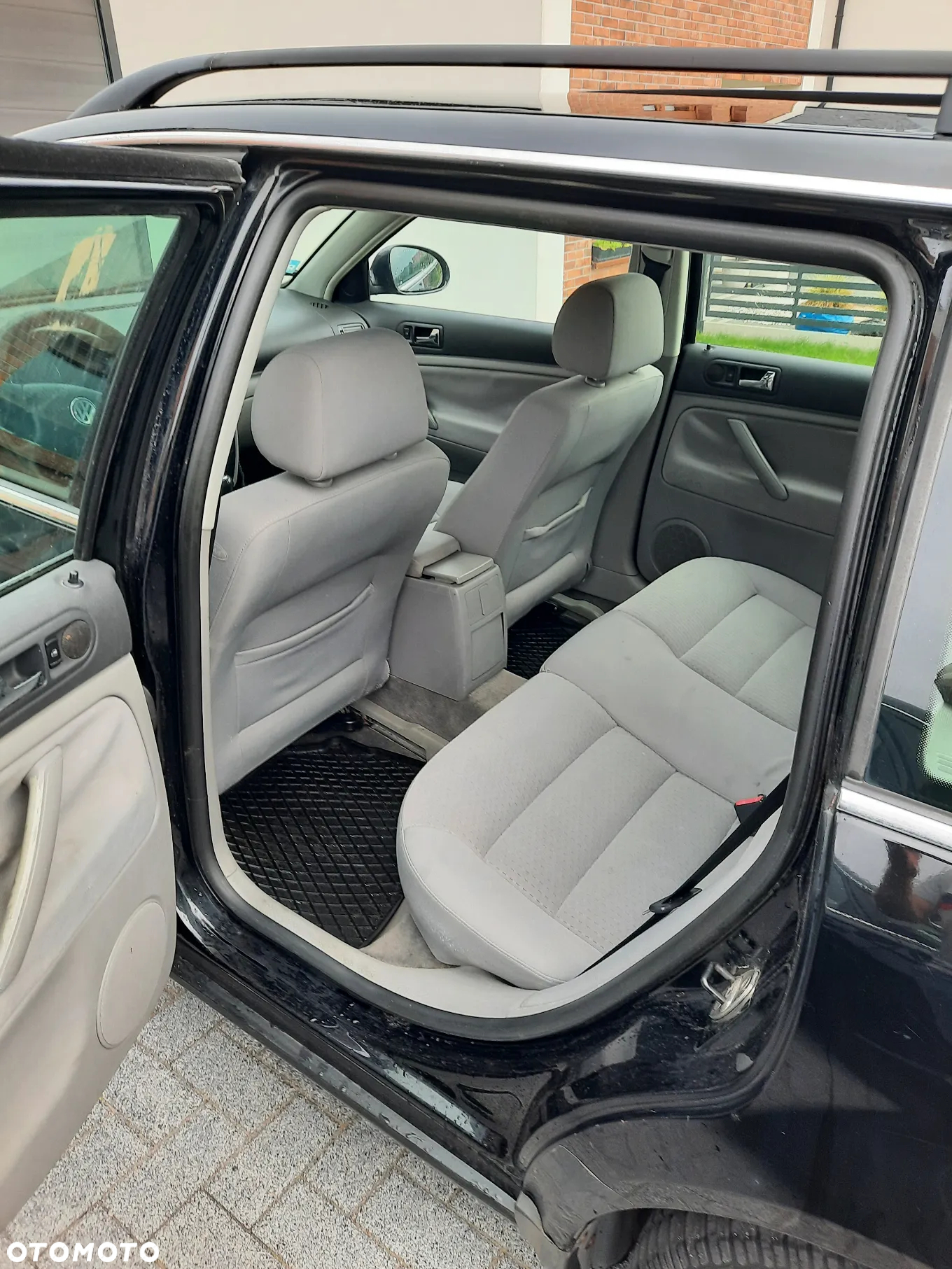 Volkswagen Passat 1.9 TDI Comfortline - 8