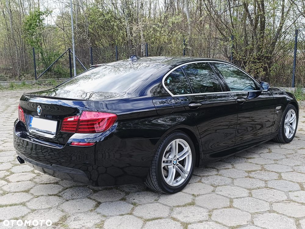 BMW Seria 5 520d xDrive M Sport sport - 9