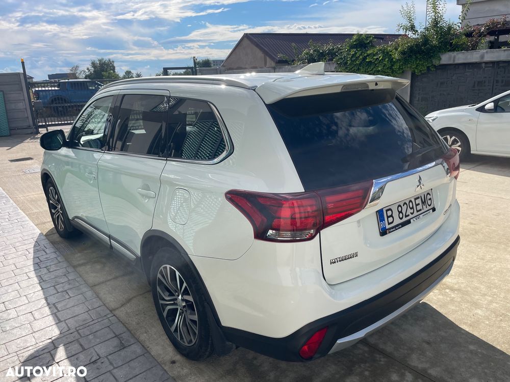 Mitsubishi Outlander 2.2 Litre DI-D AWD Instyle Aut. - 18