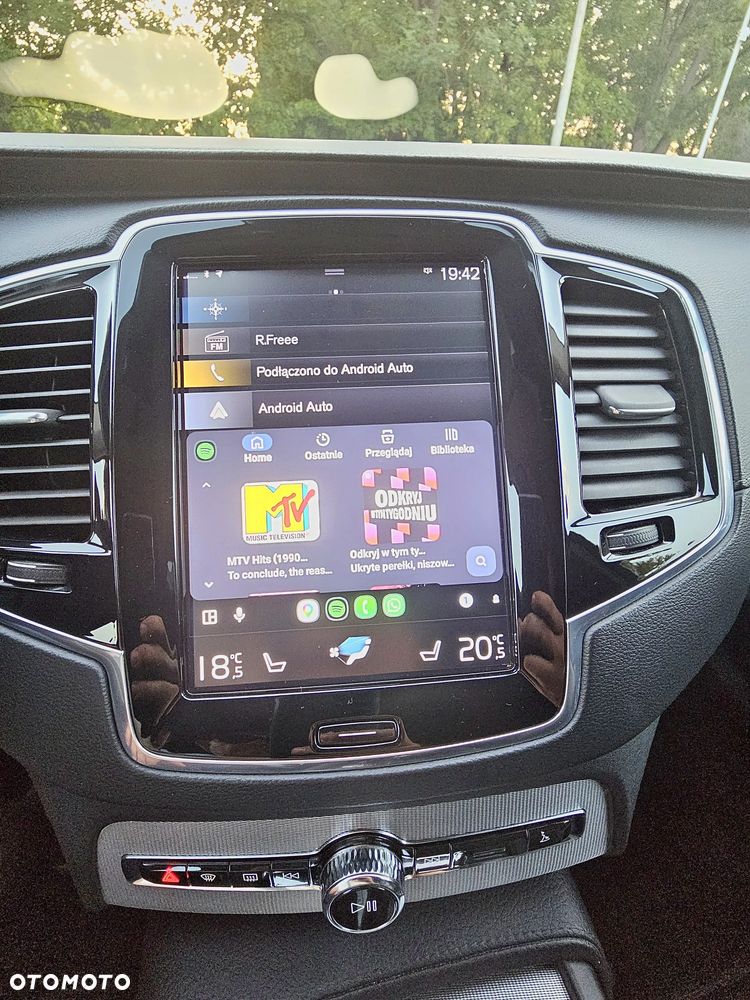 Volvo XC 90 T8 AWD Plug-In Hybrid Inscription 7os - 28