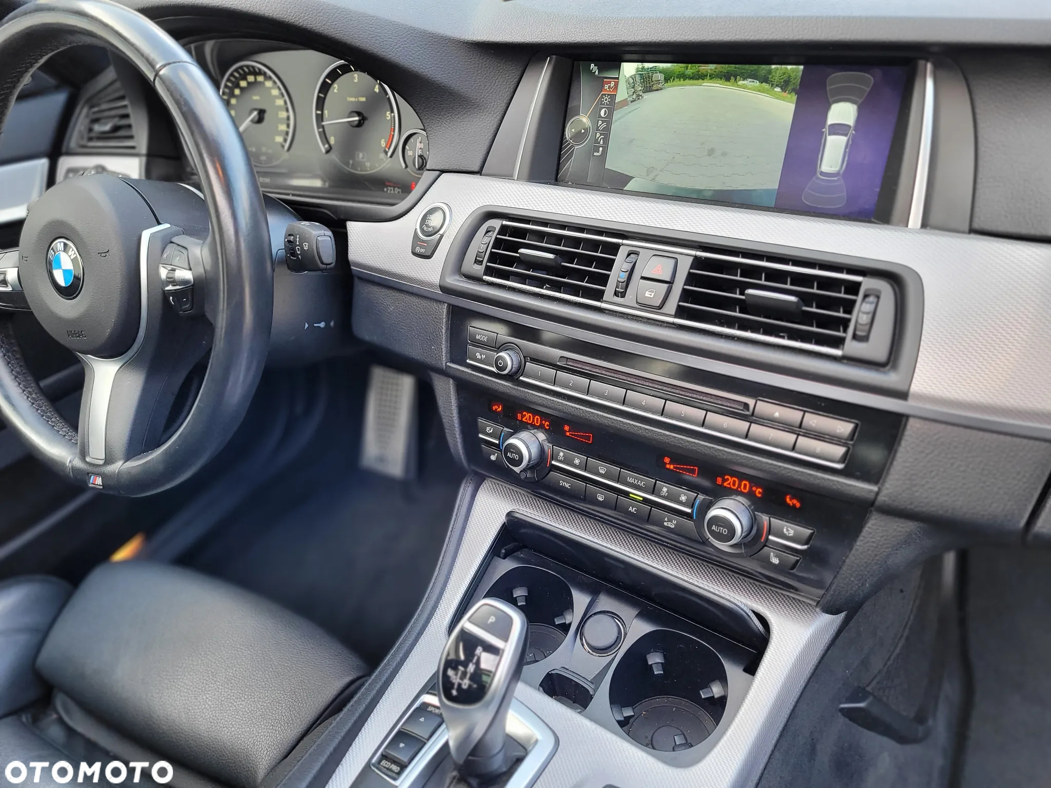 BMW Seria 5 530d xDrive Touring - 24