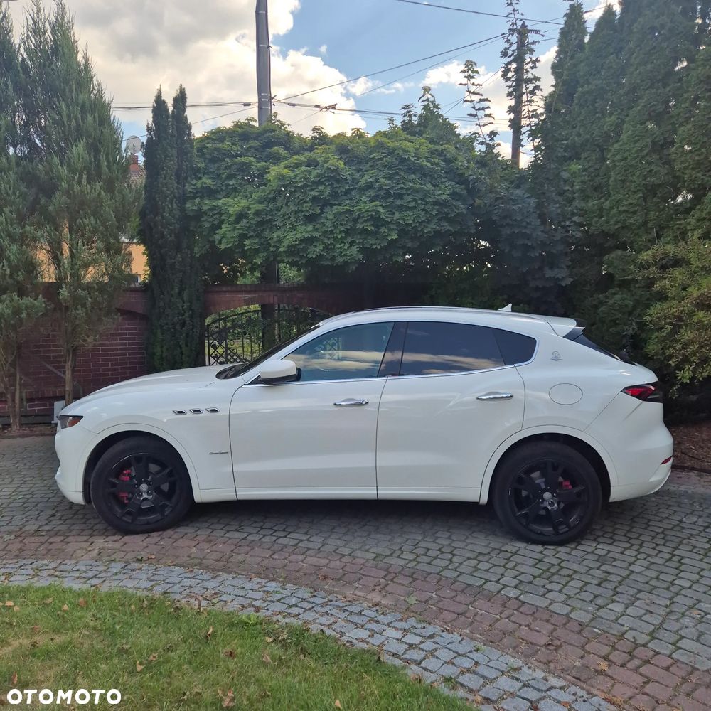 Maserati Levante - 7