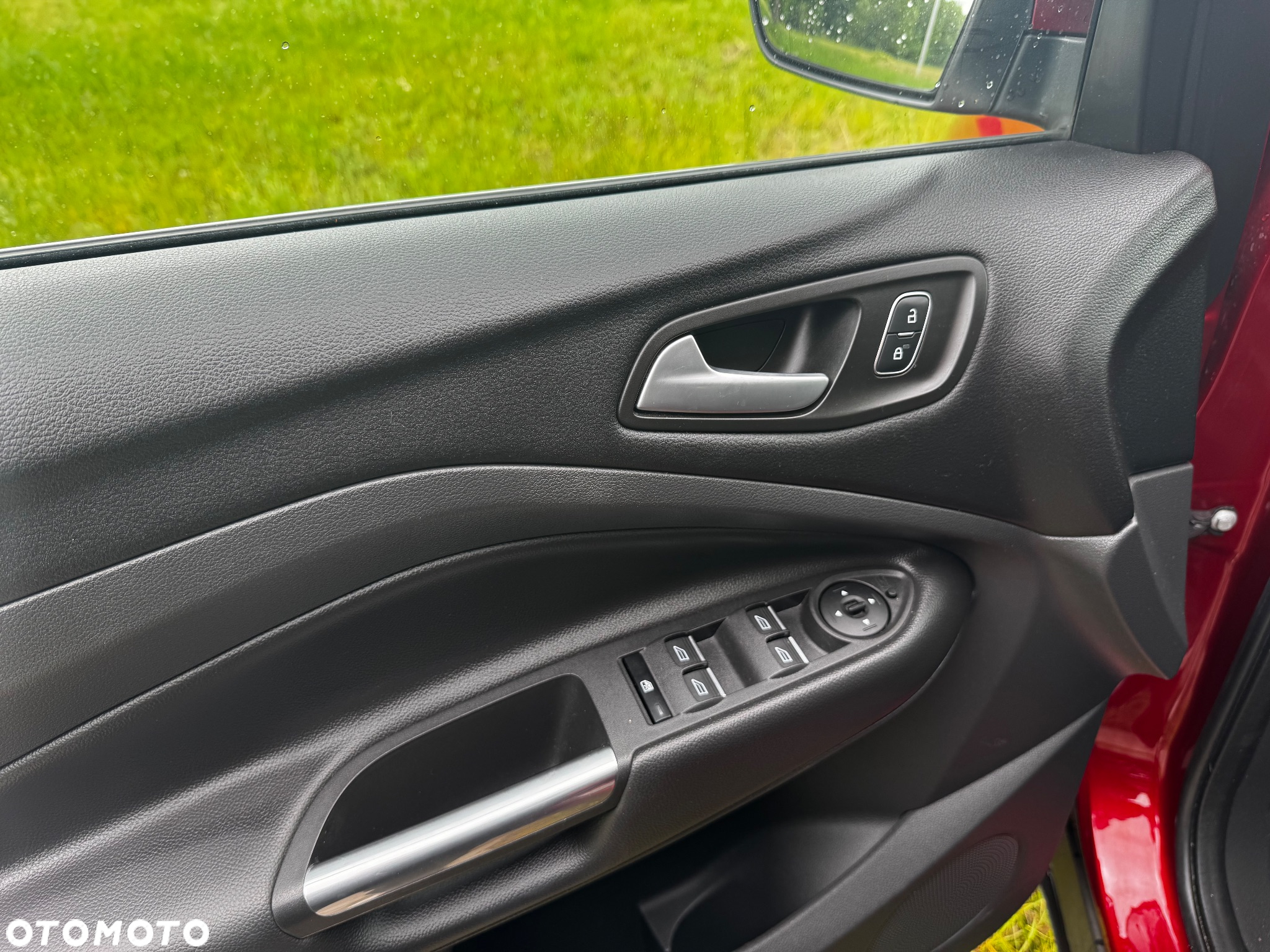 Ford Kuga - 30