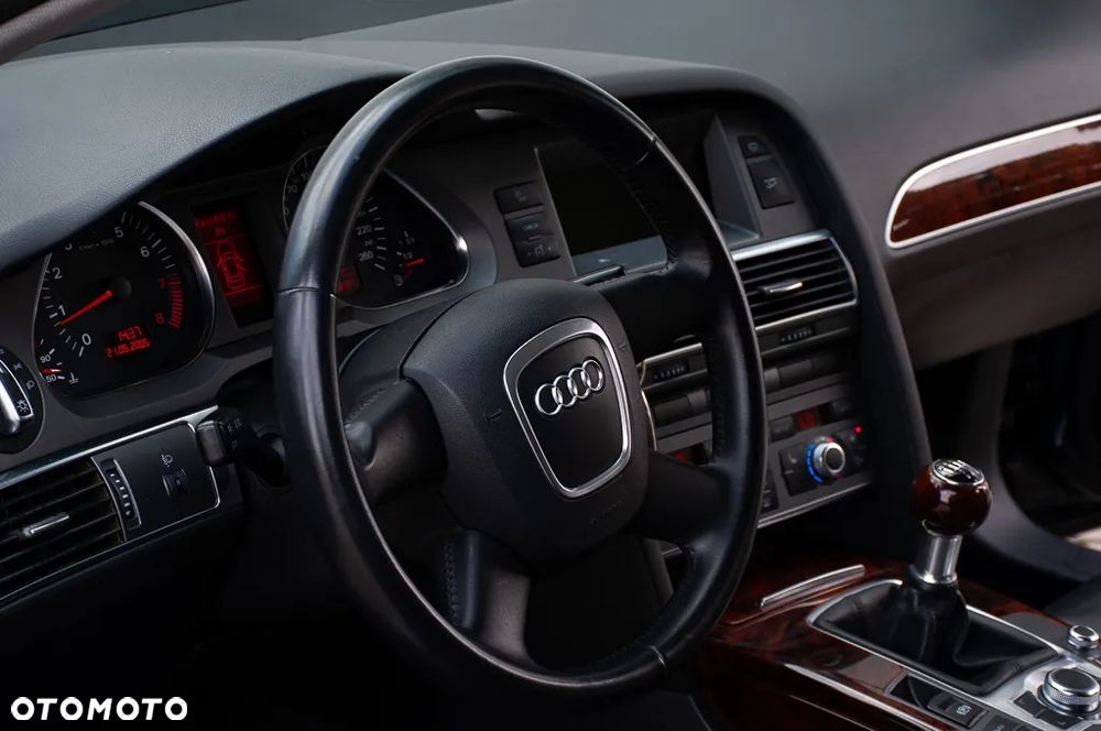 Audi A6 Limousine 2.4 - 19