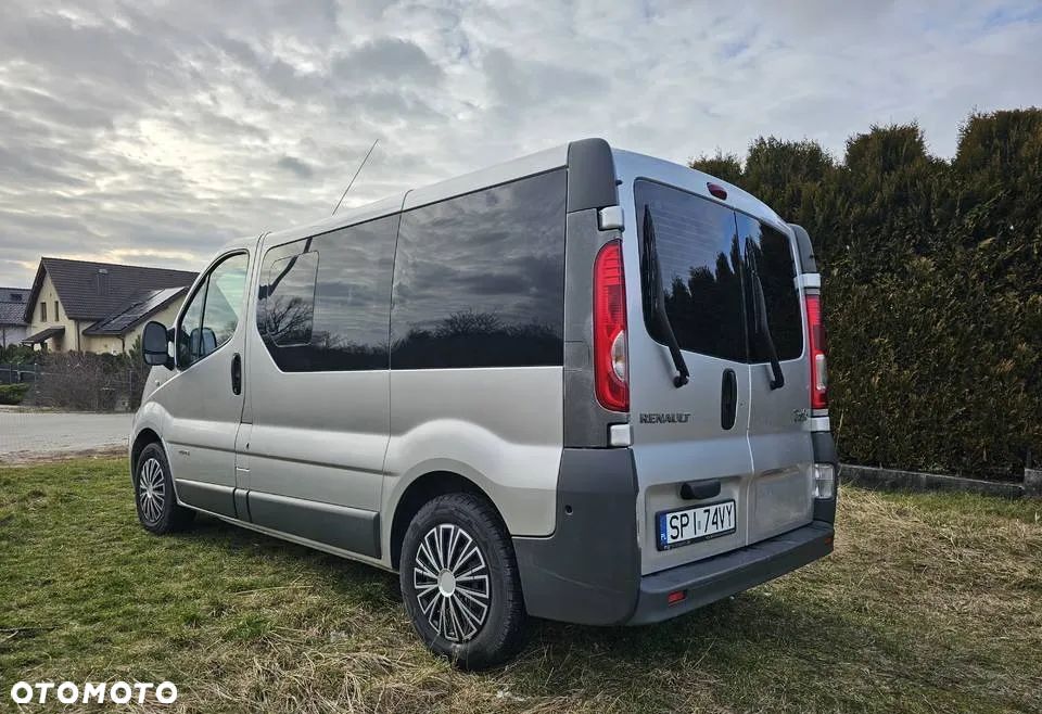 Renault Trafic - 9