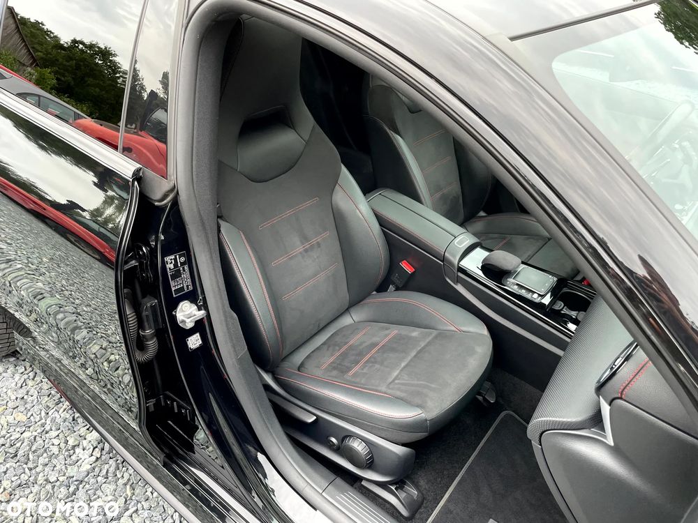 Mercedes-Benz CLA 200 d 8G-DCT AMG Line - 24