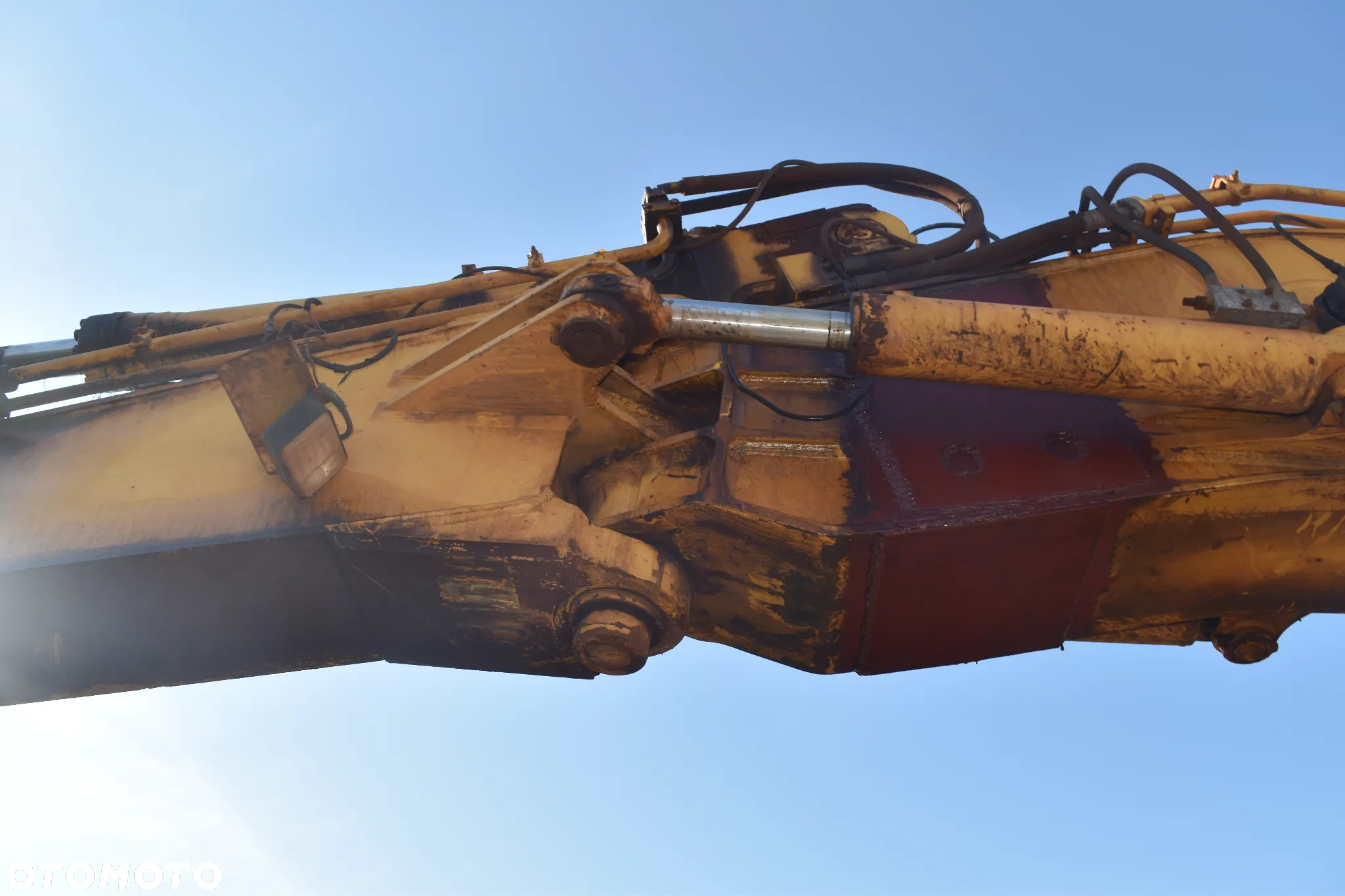 Komatsu PC210 - 6