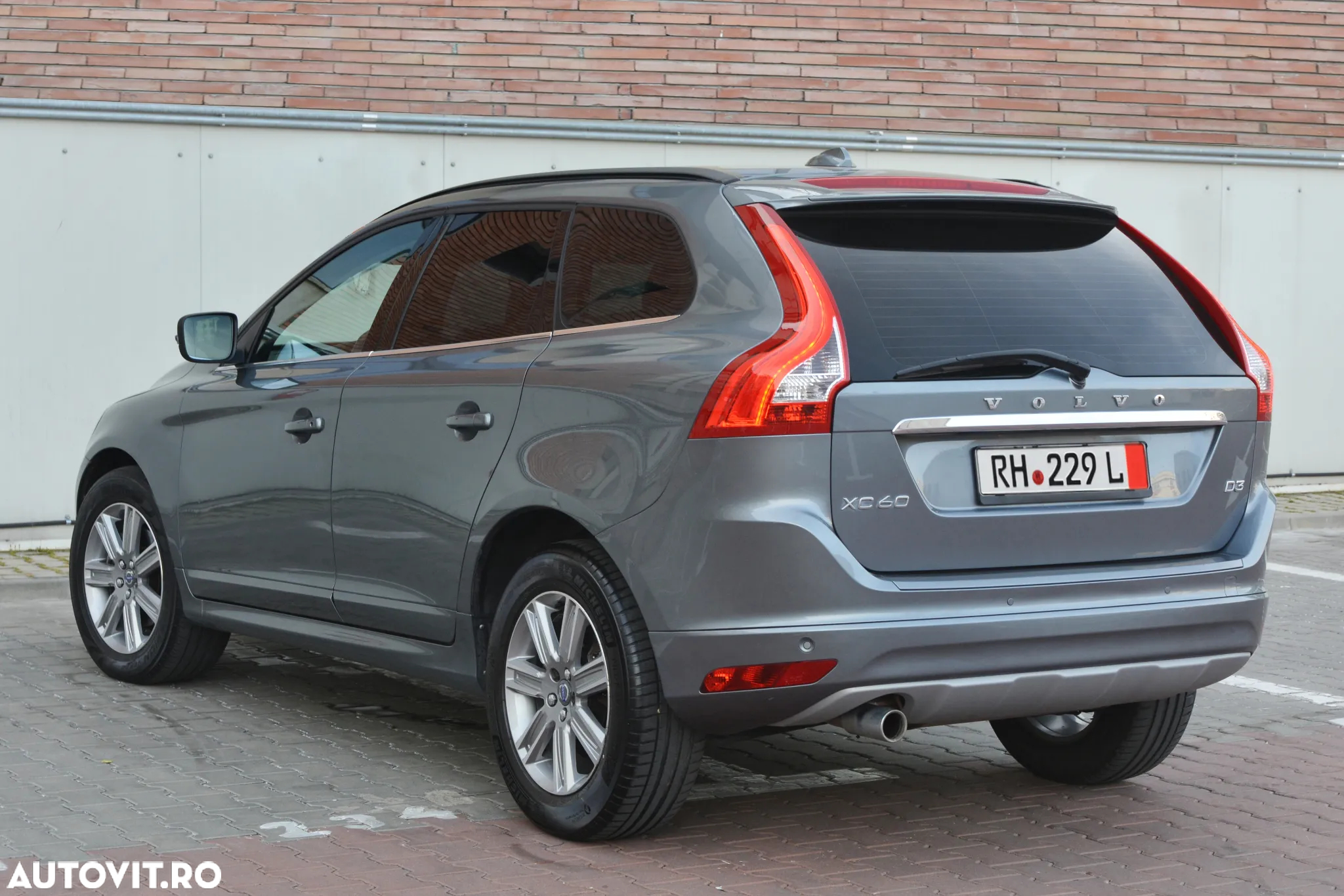 Volvo XC 60 D3 Geartronic Momentum - 5
