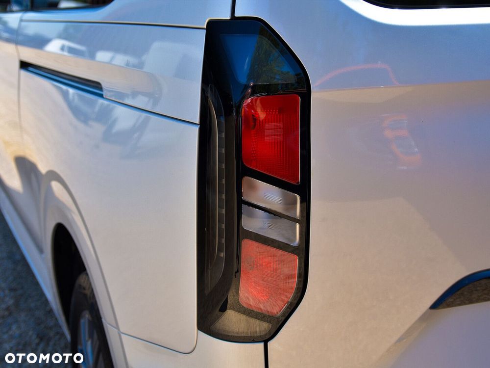Ford Tourneo Custom 2.5 PHEV CVT 340 L2 Titanium - 10