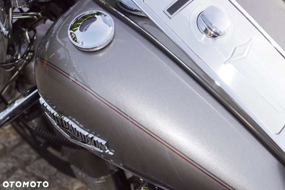 Harley-Davidson Touring Road King - 8