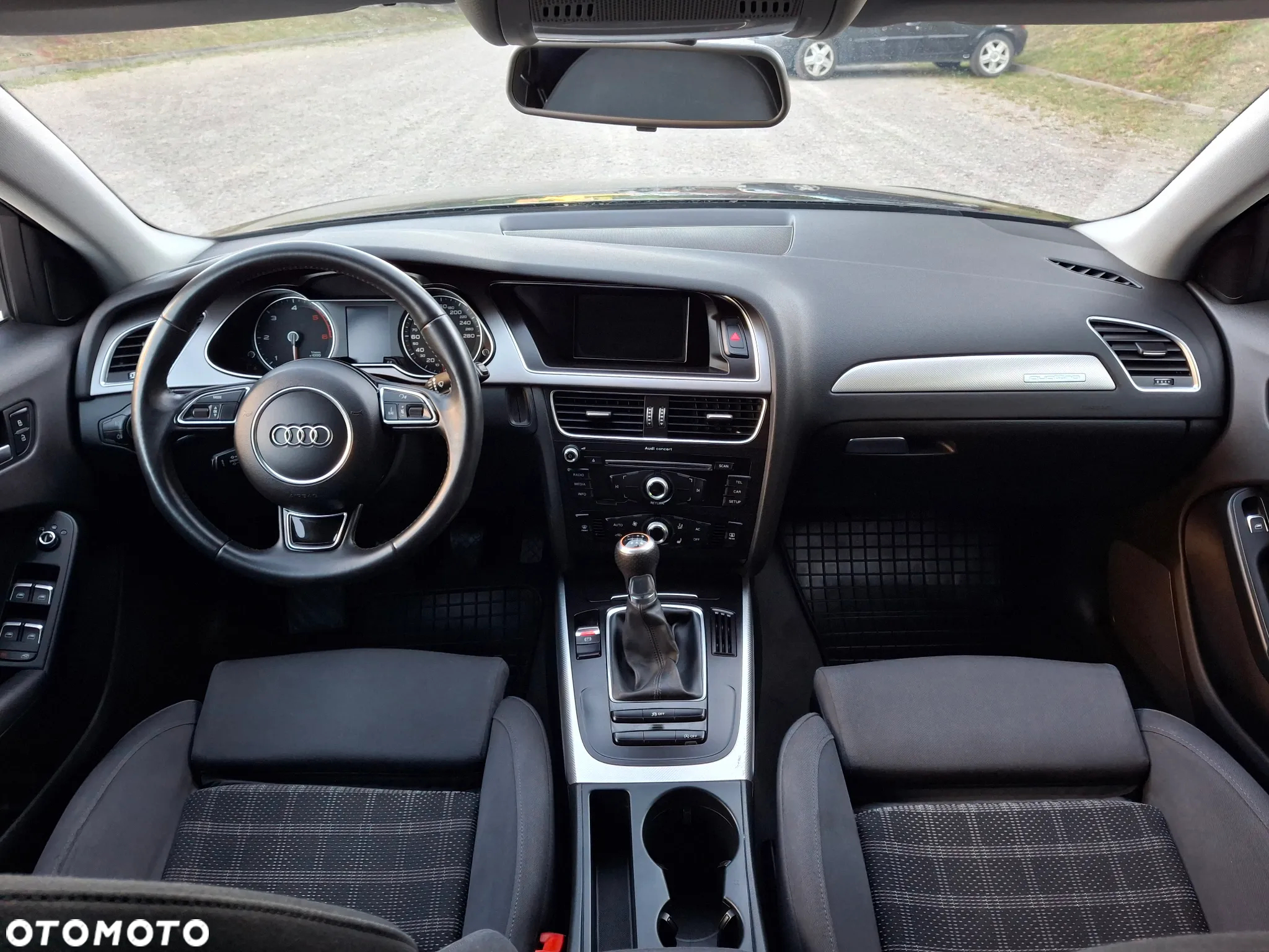 Audi A4 Avant 2.0 TDI DPF quattro Attraction - 25