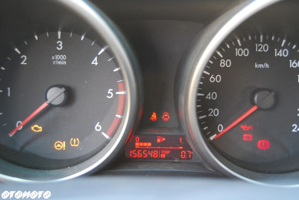 Mazda 3 1.6 CD Exclusive + - 7