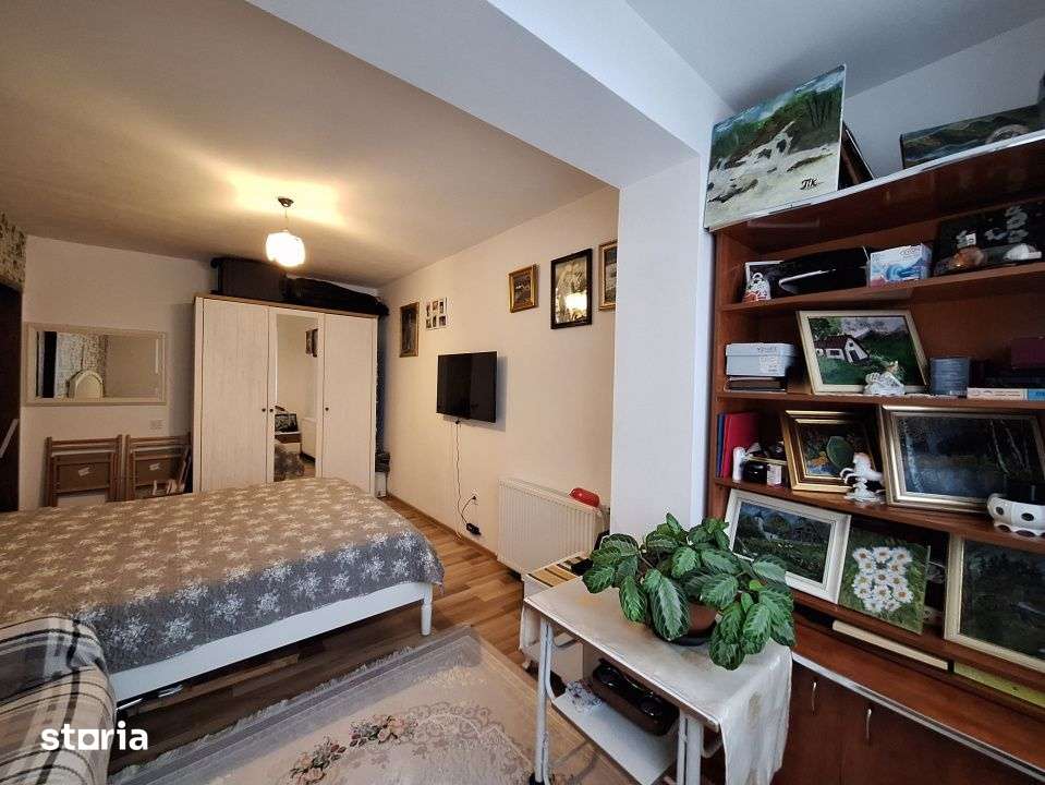 Apartament cu 3 camere, 67 mp, zona Florilor — fotografia 1