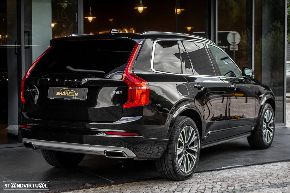 Volvo XC 90 B5 D AWD Geartronic Momentum Pro - 4