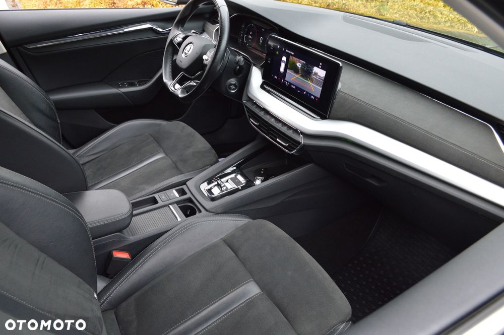 Skoda Octavia 2.0 TDI Business DSG - 23