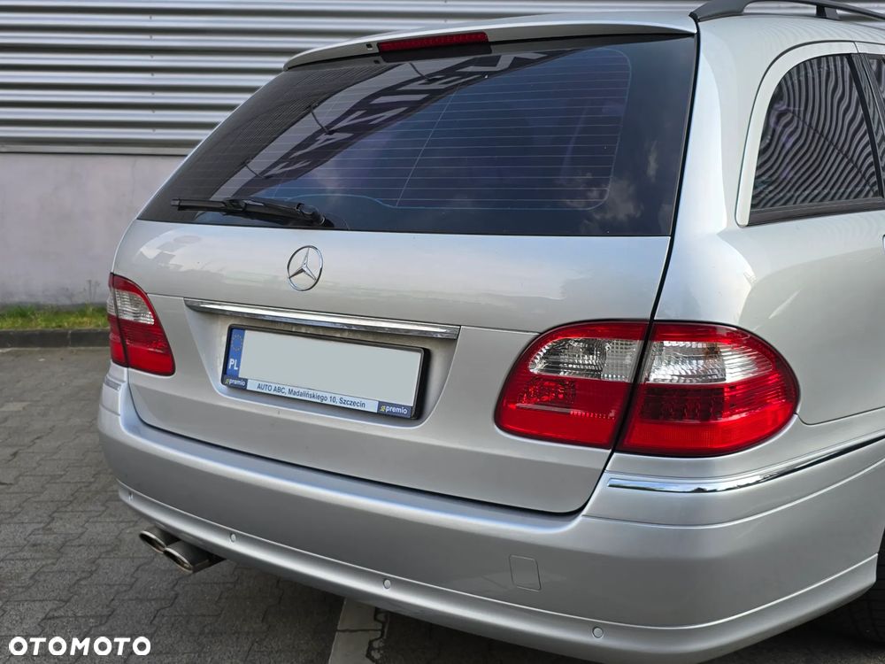 Mercedes-Benz Klasa E 320 T Avantgarde - 4