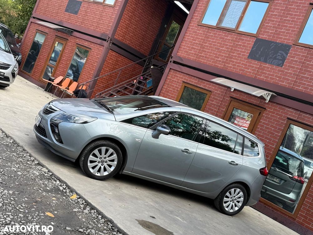 Opel Zafira Tourer 2.0 CDTI ECOTEC Cosmo - 34