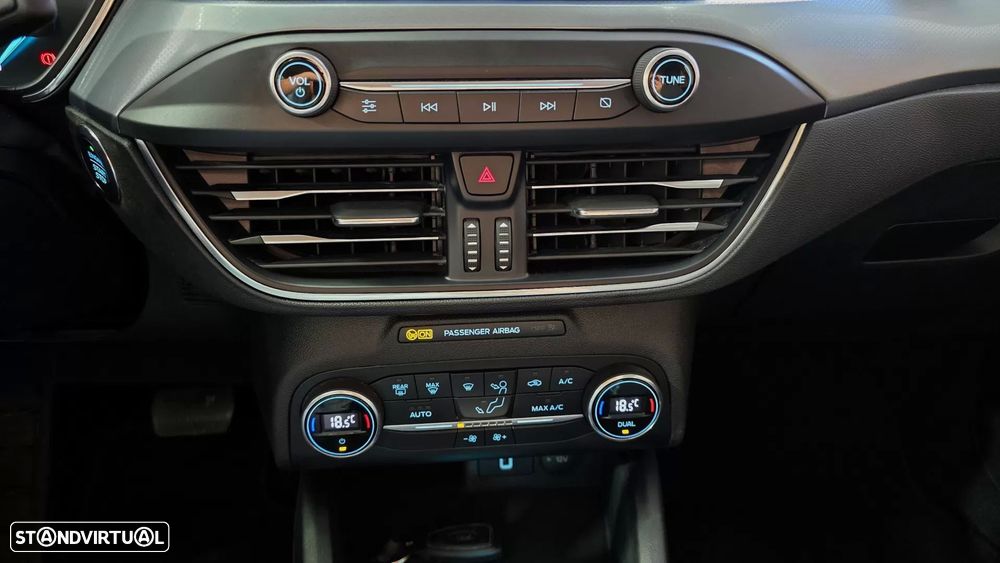 Ford Focus 1.0 EcoBoost Active Aut. - 34