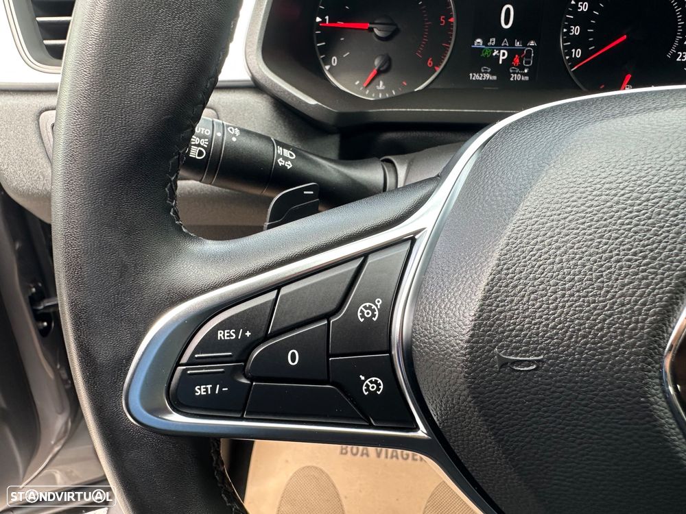 Renault Captur BLUE dCi 115 EDC BUSINESS EDITION - 23