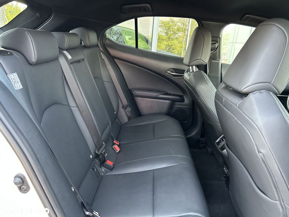 Lexus UX 250h GPF F Impression 2WD - 23