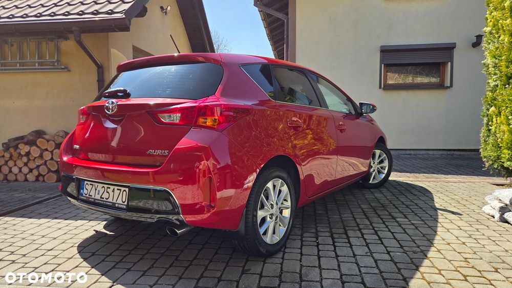 Toyota Auris 1.6 Prestige - 9
