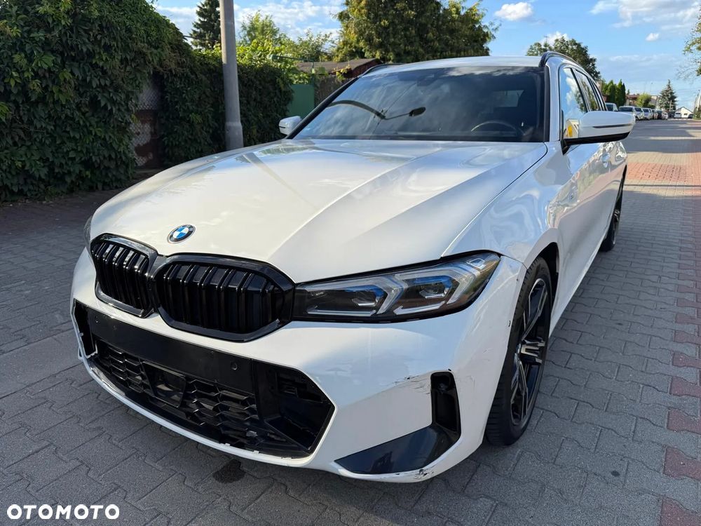 BMW Seria 3 320i Touring M Sport - 23