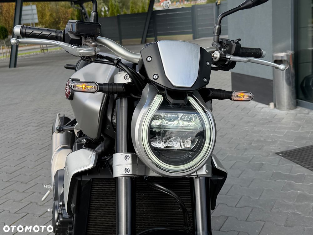 Honda CB - 25