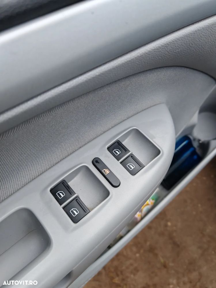 Skoda Octavia 1.6 TDI Drive DSG - 12