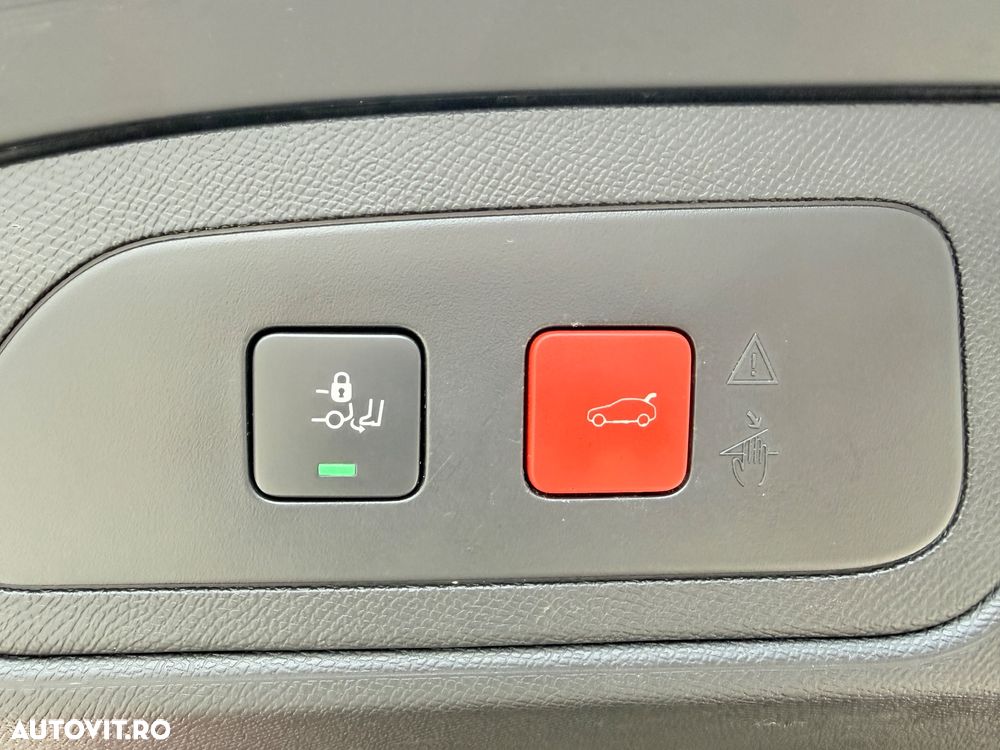 DS Automobiles DS 7 Crossback - 23