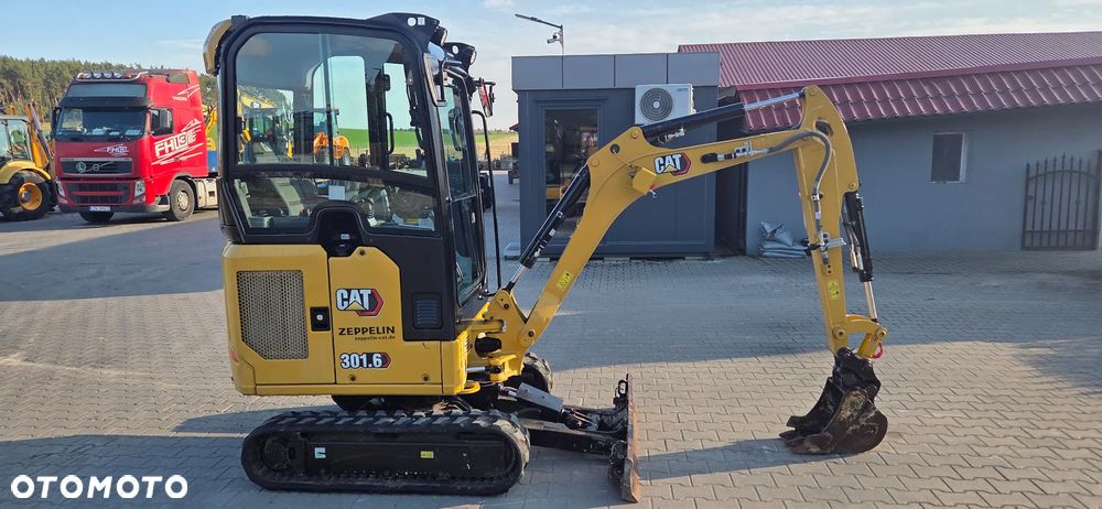 Caterpillar <<CAT 301.6, 2023r, 530MTG!, 1900kg, jazda w joystiku!z Niemiec!2 łyżki>> - 5
