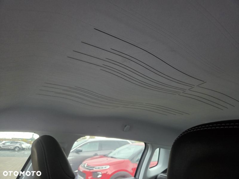 Peugeot 2008 PureTech 110 Stop&Start Allure - 21