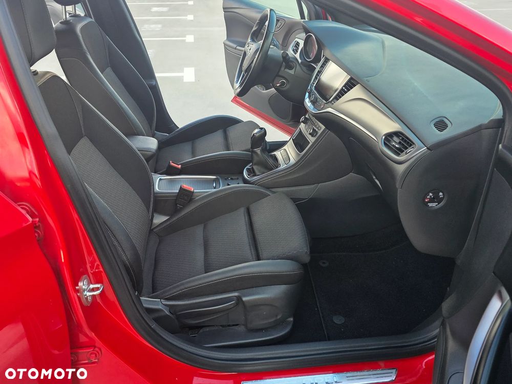 Opel Astra 1.6 Turbo Start/Stop Innovation - 18