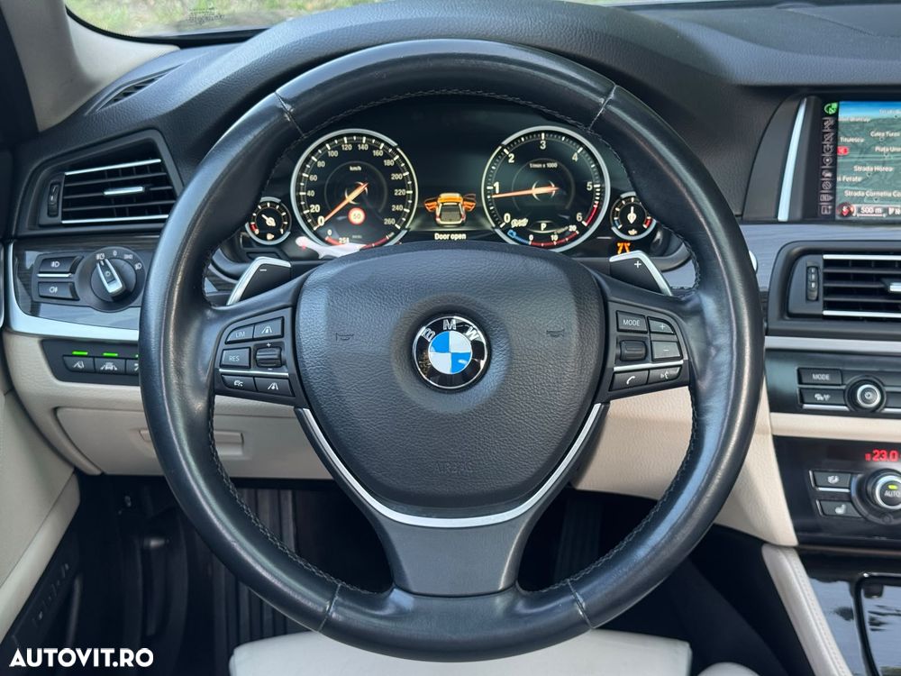 BMW Seria 5 525d Aut. - 18