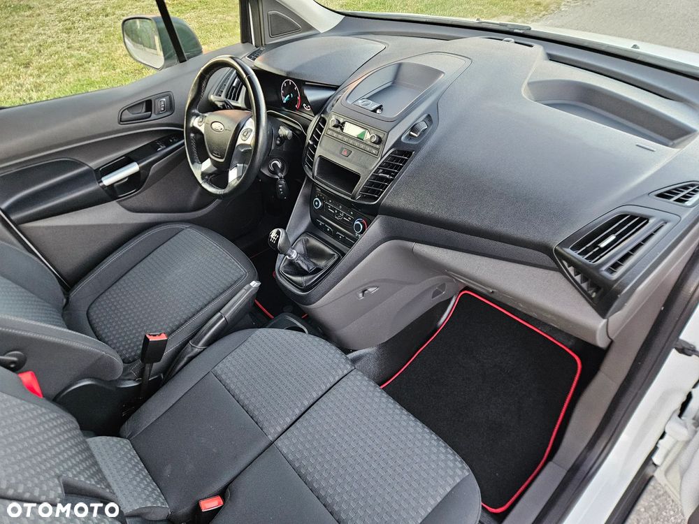 Ford CONNECT - 17