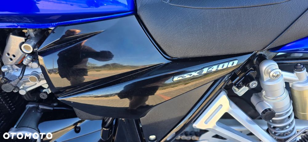 Suzuki GSX - 36