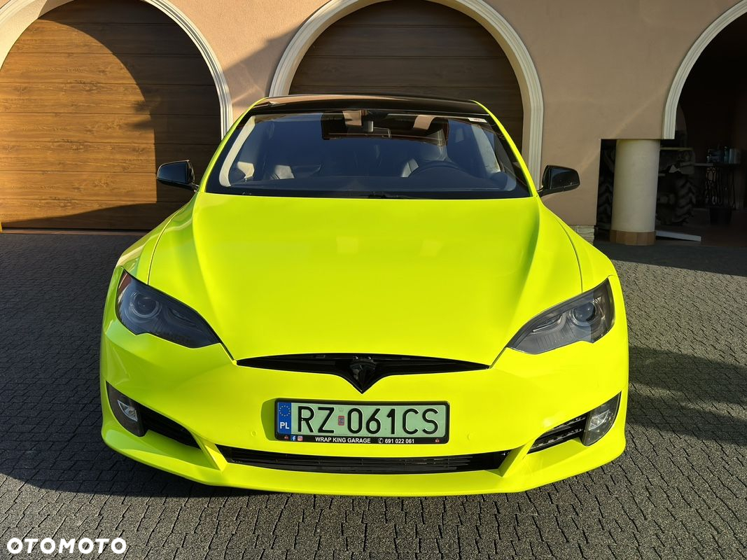 Tesla Model S Standard - 18