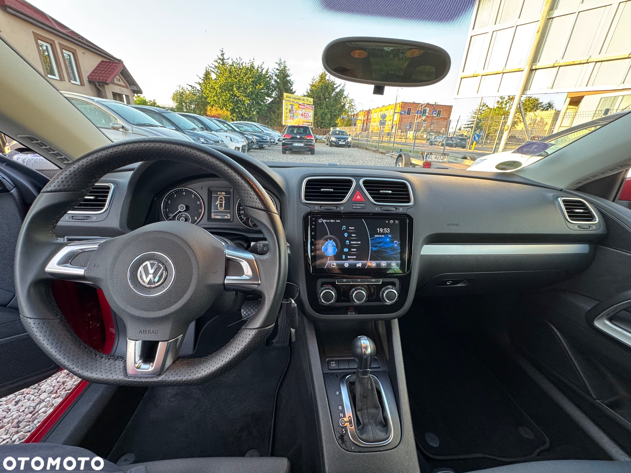 Volkswagen Scirocco 1.4 TSI DSG - 29
