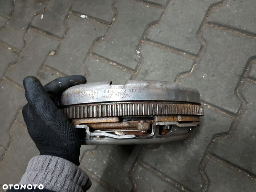 VW PASSAT B6 05r- GOLF V 2.0 TDI CBA KOŁO DWUMASOWE - 2