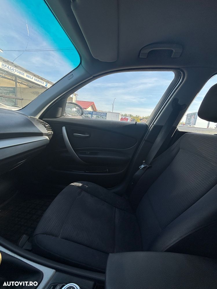 BMW Seria 1 118d - 22