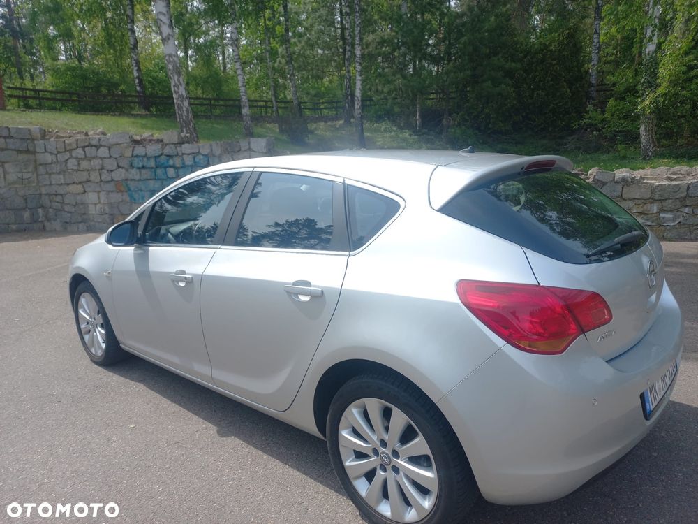 Opel Astra 1.6 Edition Sport - 6
