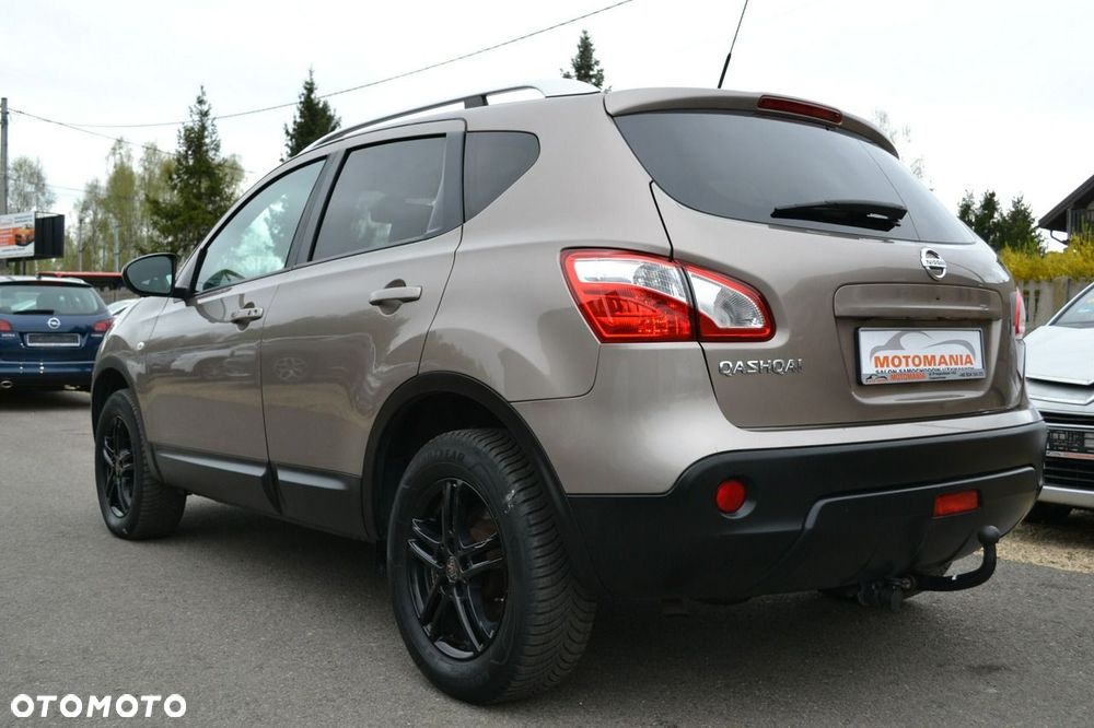 Nissan Qashqai 2.0 4 x 4 CVT 360 - 5