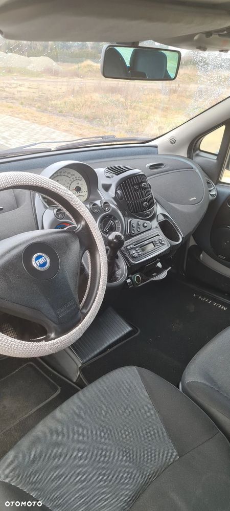 Fiat Multipla 1.6 16V ELX - 8