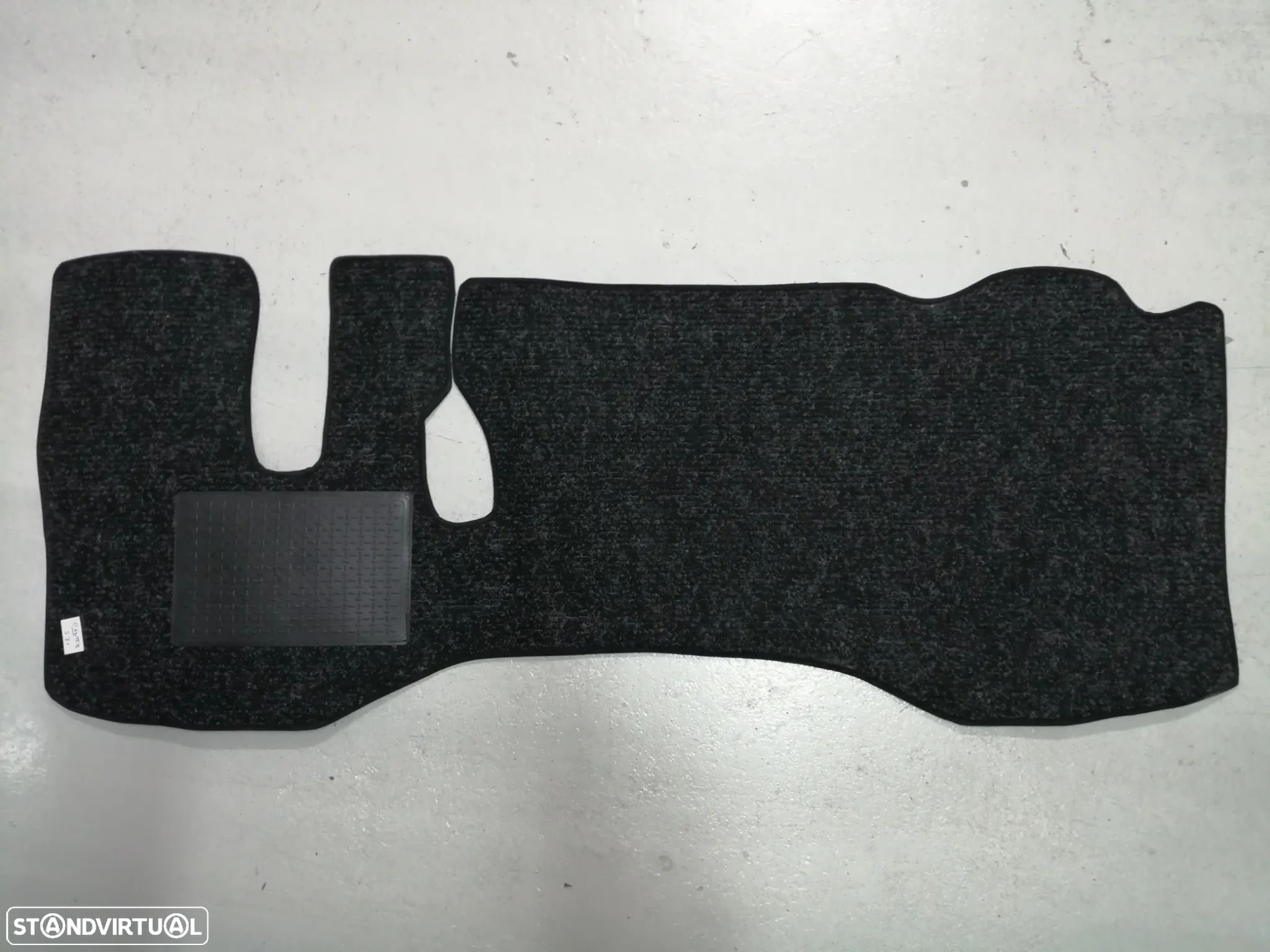 Tapete ( NOVO ) - Mitsubishi Canter FE531 FE534 - 1
