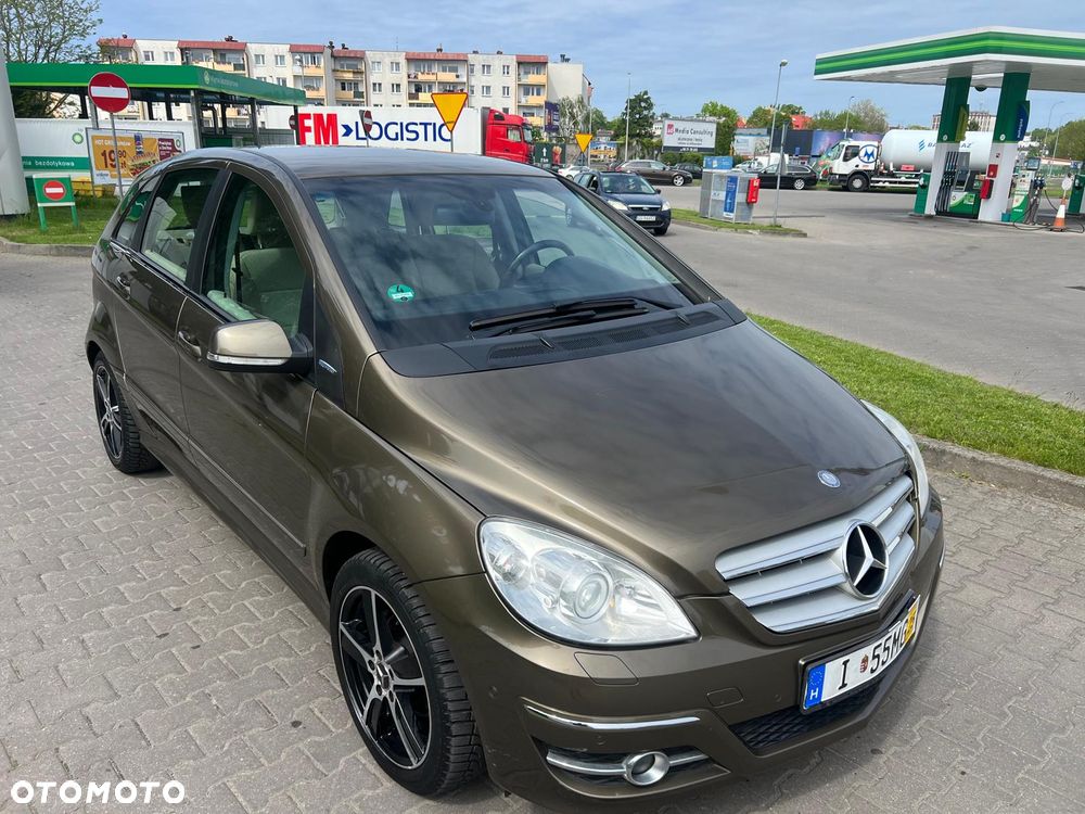 Mercedes-Benz Klasa B 180 - 1