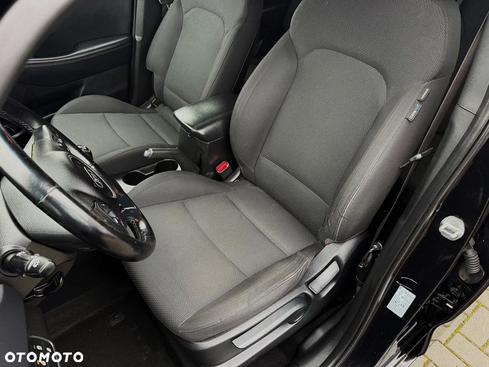 Kia Carens 1.7 CRDi 115 Dream-Team Edition - 8