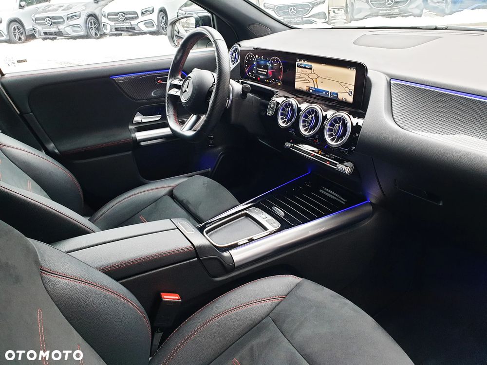 Mercedes-Benz GLA 200 AMG Line - 19