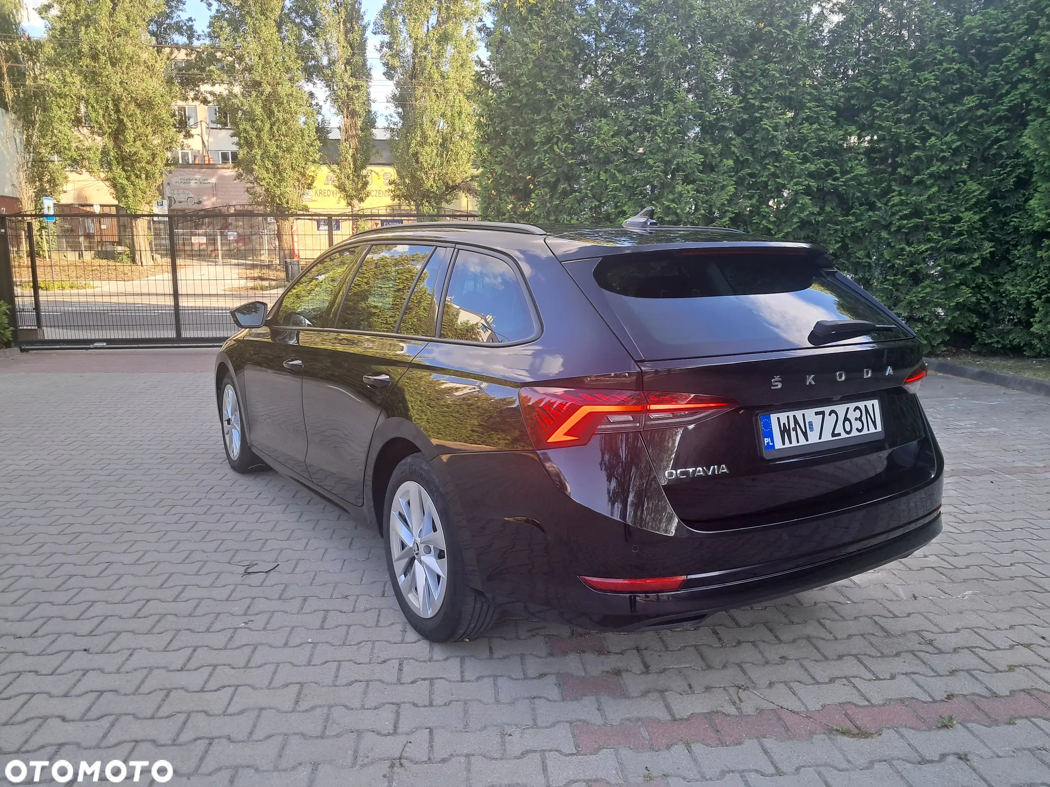 Skoda Octavia 2.0 TDI Ambition DSG - 5