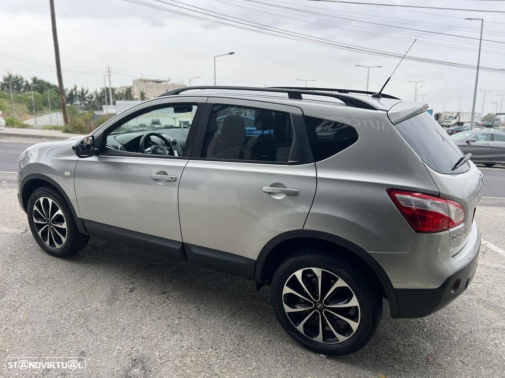 Nissan Qashqai 2013 photo 2
