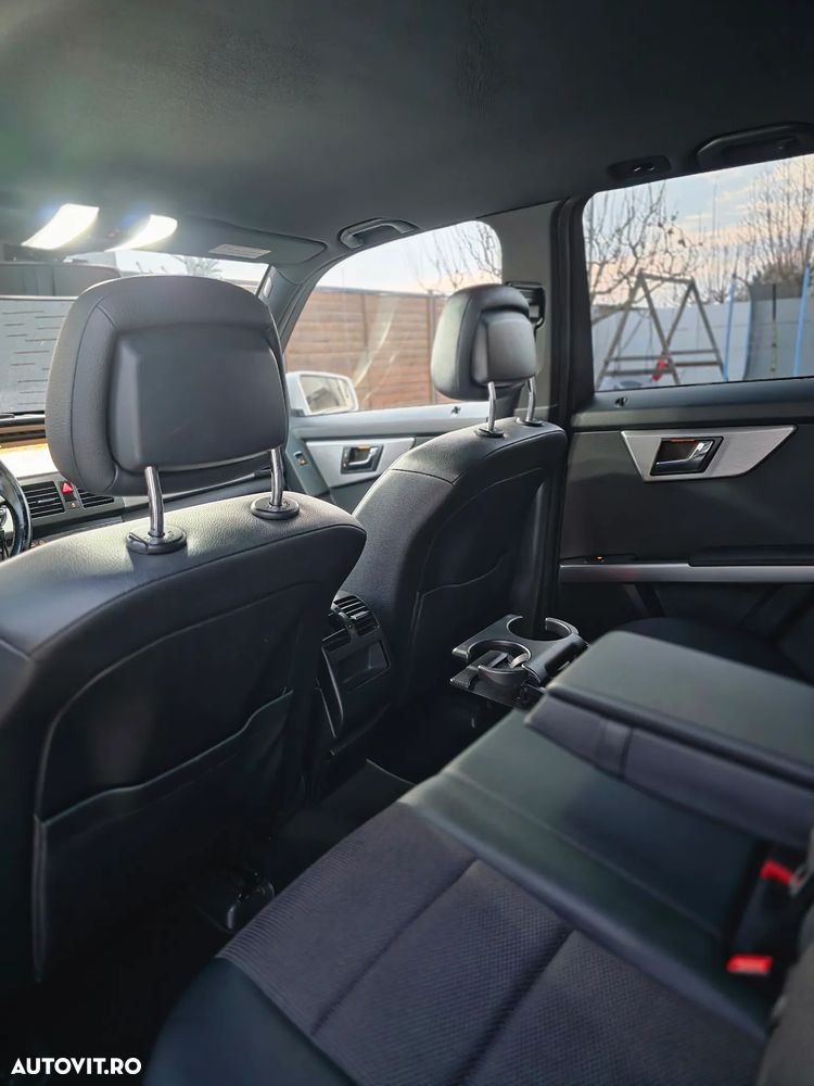 Mercedes-Benz GLK 220 CDI DPF 4Matic BlueEFFICIENCY 7G-TRONIC - 15