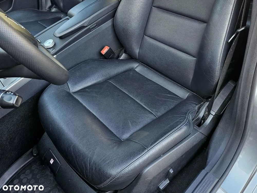 Mercedes-Benz Klasa E - 14